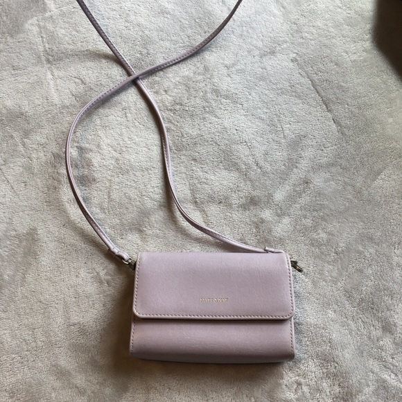 Matt& nat vegan purple cross body mini purse. - Picture 3 of 9